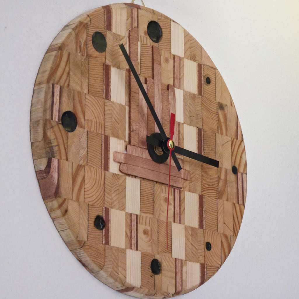 Orologio da parete in legno artigianale – *UNICO*