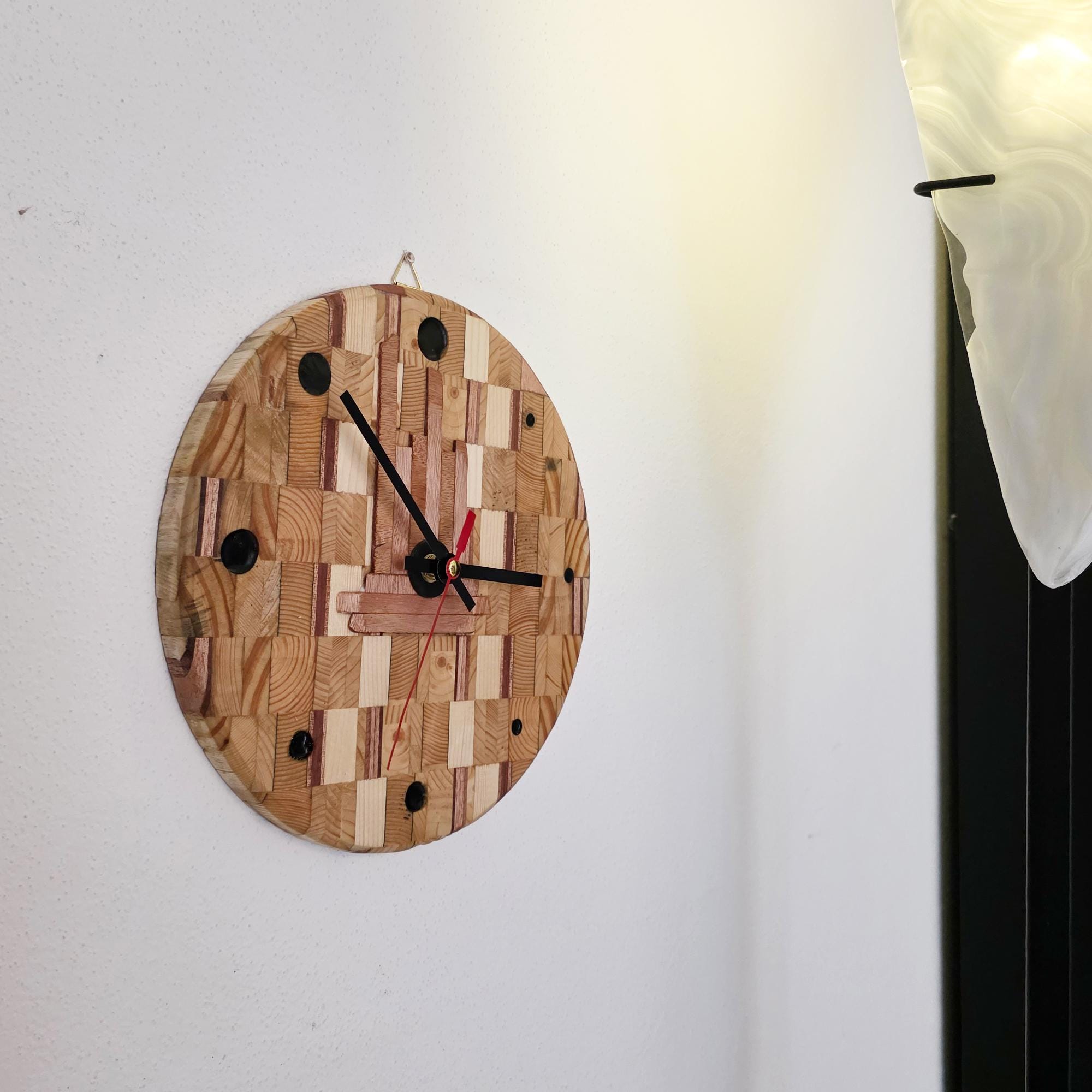 Orologio da parete in legno artigianale – *UNICO*